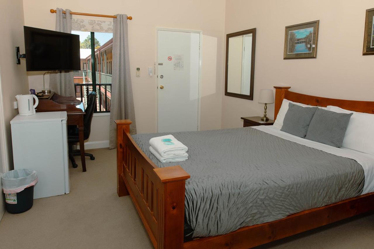 Settlers Hotel York Εξωτερικό φωτογραφία